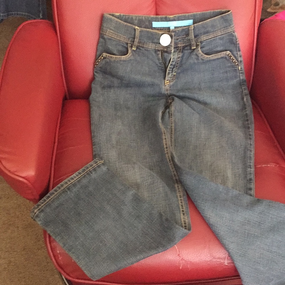 Escalated sport jeans